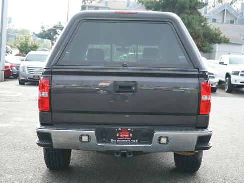 Used 2014 GMC Sierra 1500 SLE w/ Suspension Package, Off-Road image 4