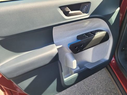 New 2026 Ford Maverick XLT image 8