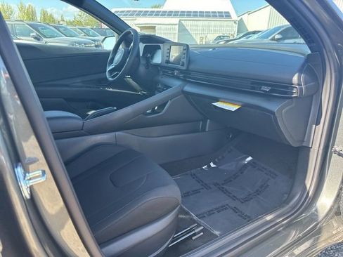 New 2026 Hyundai Elantra Sport FWD image 9