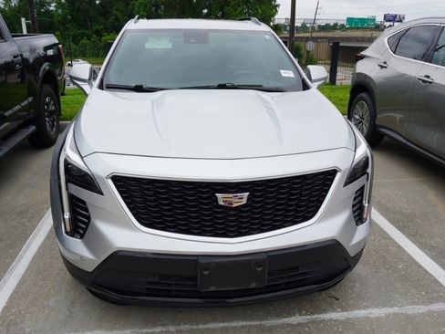 Used 2019 Cadillac XT4 Sport FWD image 2