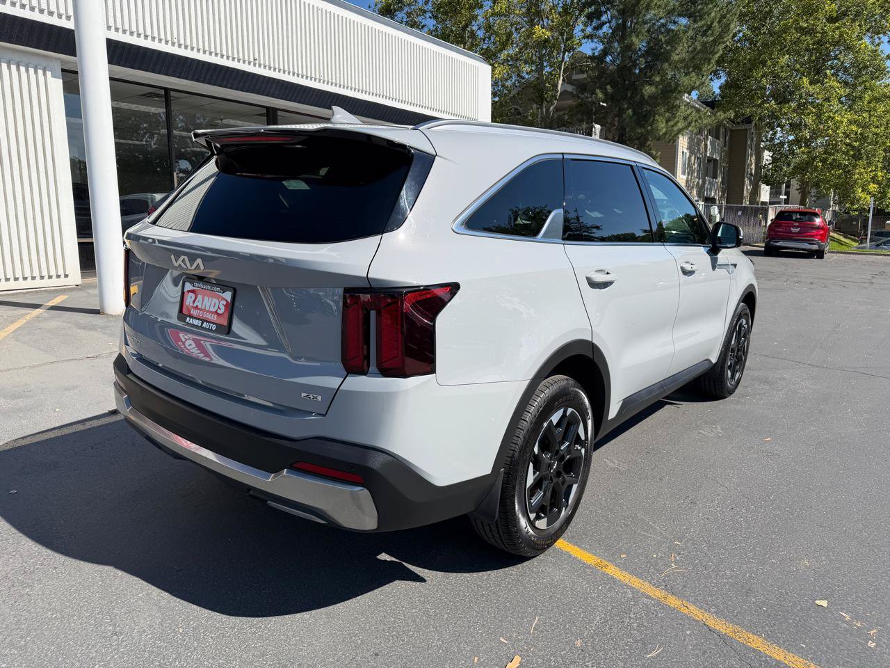 Used 2025 Kia Sorento S w/ Panoramic Sunroof Package AWD/4WD image 7