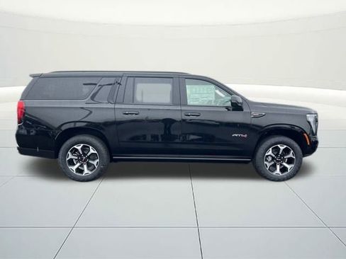 New 2026 GMC Yukon XL AT4 w/ AT4 Premium Package image 6