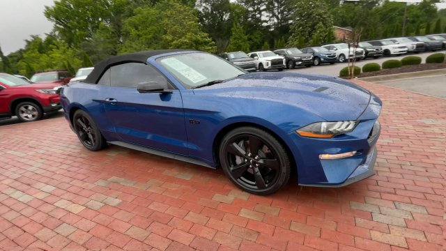 Used 2023 Ford Mustang GT Premium w/ Equipment Group 401A RWD image 3