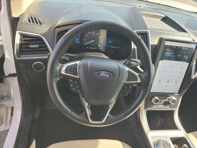 Certified 2024 Ford Edge SEL w/ Convenience Package AWD/4WD image 30