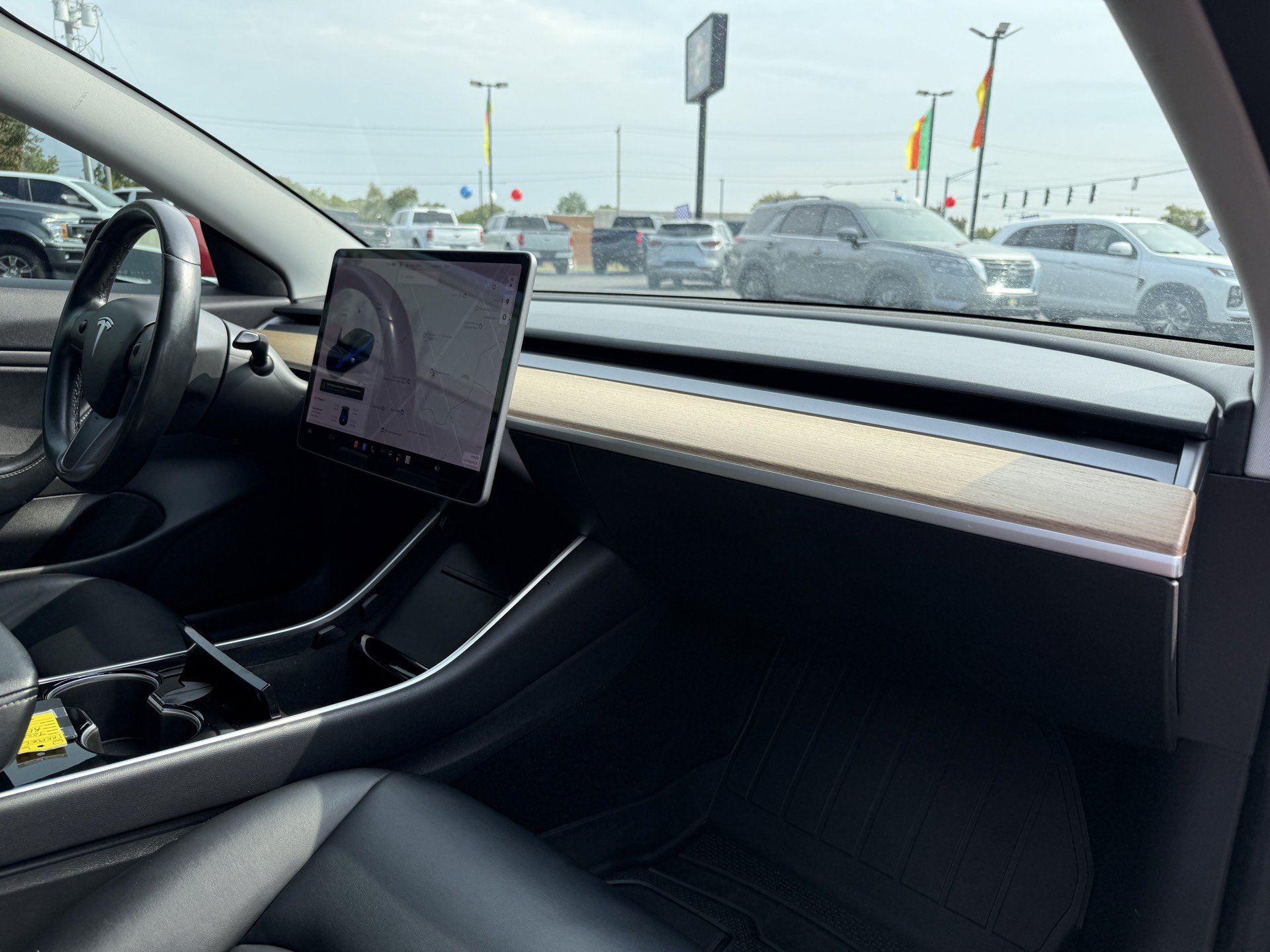 Used 2019 Tesla Model 3 Standard Range Plus RWD image 23