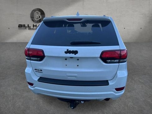 Used 2019 Jeep Grand Cherokee Altitude AWD/4WD image 4