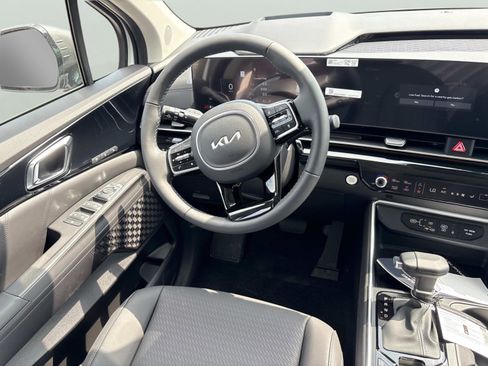 New 2026 Kia Carnival SX Prestige FWD image 11