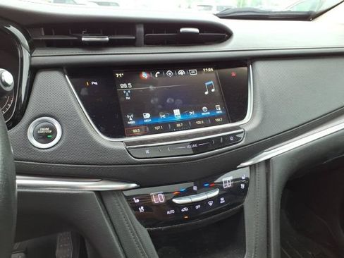Used 2019 Cadillac XT5 Premium Luxury FWD image 13