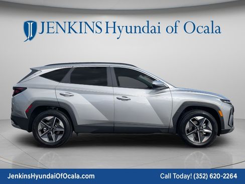 New 2026 Hyundai Tucson SEL image 2