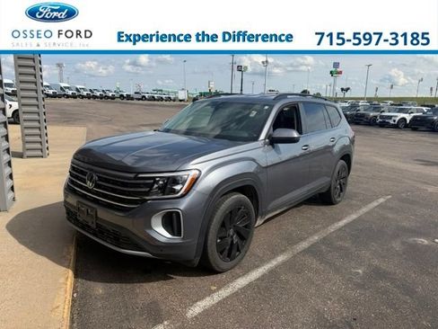 Used 2024 Volkswagen Atlas SE AWD/4WD image 1