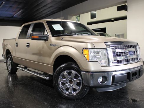 Used 2014 Ford F150 XLT w/ XLT Chrome Package RWD image 34