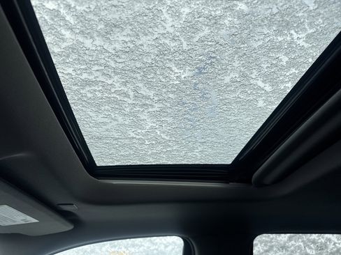 Used 2020 Chevrolet Silverado 1500 LT Trail Boss image 28