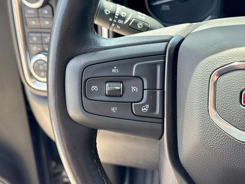 Used 2022 GMC Sierra 1500 AT4 w/ AT4 Preferred Package AWD/4WD image 23