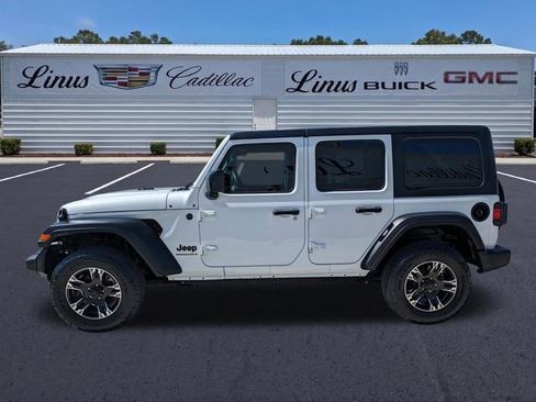 Used 2025 Jeep Wrangler Unlimited Sport AWD/4WD image 7
