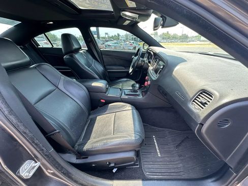 Used 2015 Dodge Charger R/T w/ Plus Group RWD image 13