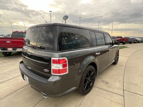 Used 2019 Ford Flex SEL w/ Equipment Group 202A image 4