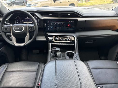 Used 2023 GMC Sierra 1500 Denali w/ Denali Reserve Package image 16