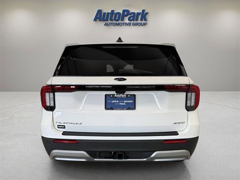 New 2026 Ford Explorer Platinum image 6