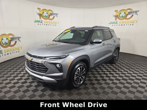 Certified 2025 Chevrolet TrailBlazer LT FWD image 3
