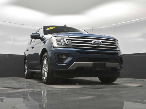 Used 2020 Ford Expedition XLT w/ Equipment Group 202A AWD/4WD image 33