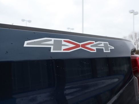 Used 2023 Chevrolet Silverado 1500 LT image 29