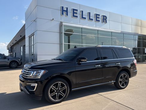 Used 2020 Ford Expedition Limited w/ Special Edition Package RWD image 3