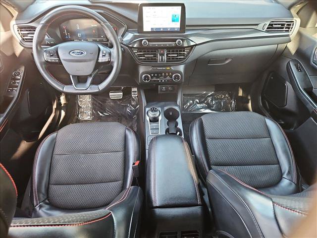 Used 2023 Ford Escape ST-Line AWD/4WD image 23