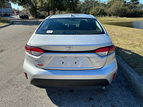 Certified 2026 Toyota Corolla LE FWD image 4