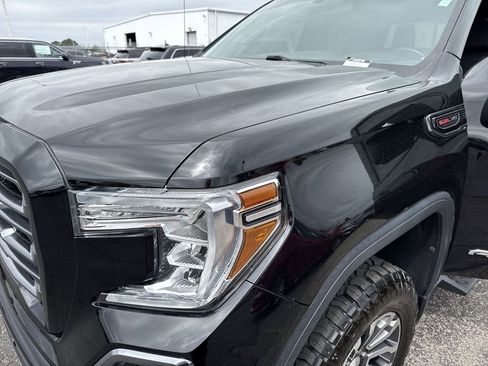 Certified 2021 GMC Sierra 1500 AT4 w/ AT4 Value Package image 37
