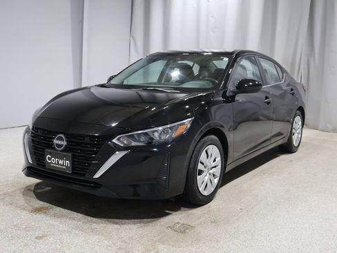 Used 2024 Nissan Sentra S image 5