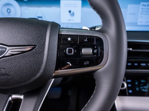 New 2026 Genesis GV80 2.5T Advanced image 22