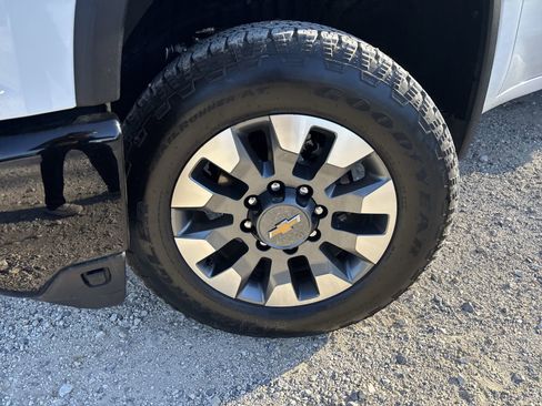 New 2026 Chevrolet Silverado 2500 Custom w/ Custom Value Package image 14