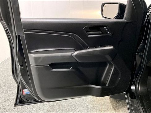 Used 2023 Chevrolet Colorado Trail Boss w/ Technology Package image 22