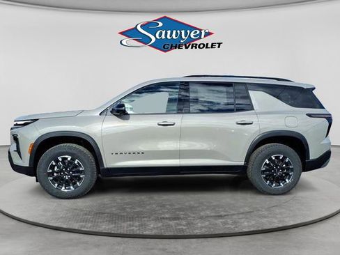 New 2026 Chevrolet Traverse Z71 w/ Enhanced Driving Package AWD/4WD image 4