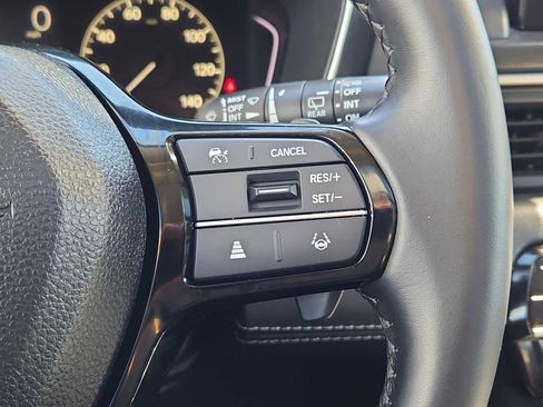 Certified 2025 Honda Pilot Touring image 28