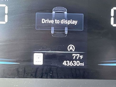 Used 2025 Hyundai Palisade SEL FWD image 28