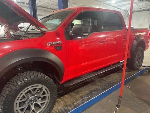Used 2019 Ford F150 XLT w/ Equipment Group 302A Luxury AWD/4WD image 4