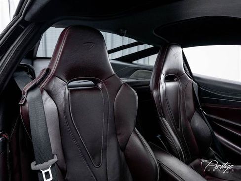 Used 2018 McLaren 720S Luxury RWD image 33