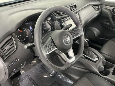 Used 2020 Nissan Rogue S image 26