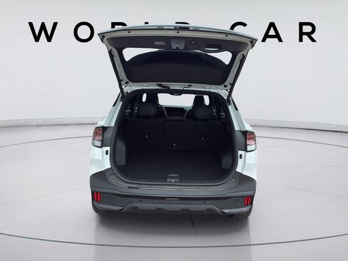 Certified 2025 Kia Sportage X-Pro Prestige AWD/4WD image 18