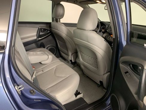 Used 2011 Toyota RAV4 Limited image 37