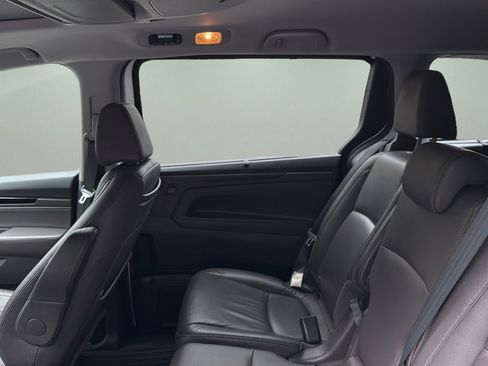 Used 2018 Honda Odyssey Elite image 15