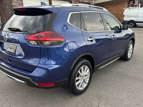 Used 2019 Nissan Rogue SV FWD image 14
