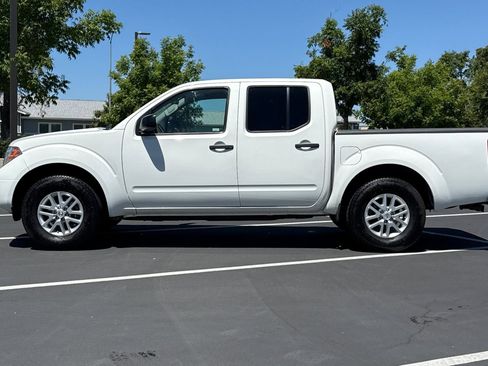 Used 2019 Nissan Frontier SV RWD image 13
