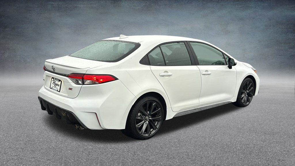 Used 2025 Toyota Corolla SE FWD image 30