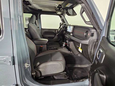 New 2026 Jeep Wrangler Unlimited Rubicon image 40