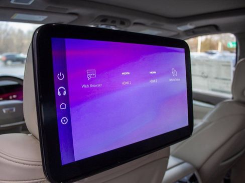 Used 2026 Cadillac Escalade Platinum Sport w/ LPO, Floor Liner Package image 24