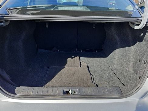 Used 2025 Nissan Versa SV w/ Trunk Package image 34