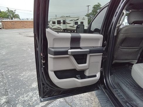 Used 2016 Ford F150 XLT w/ Trailer Tow Package AWD/4WD image 11