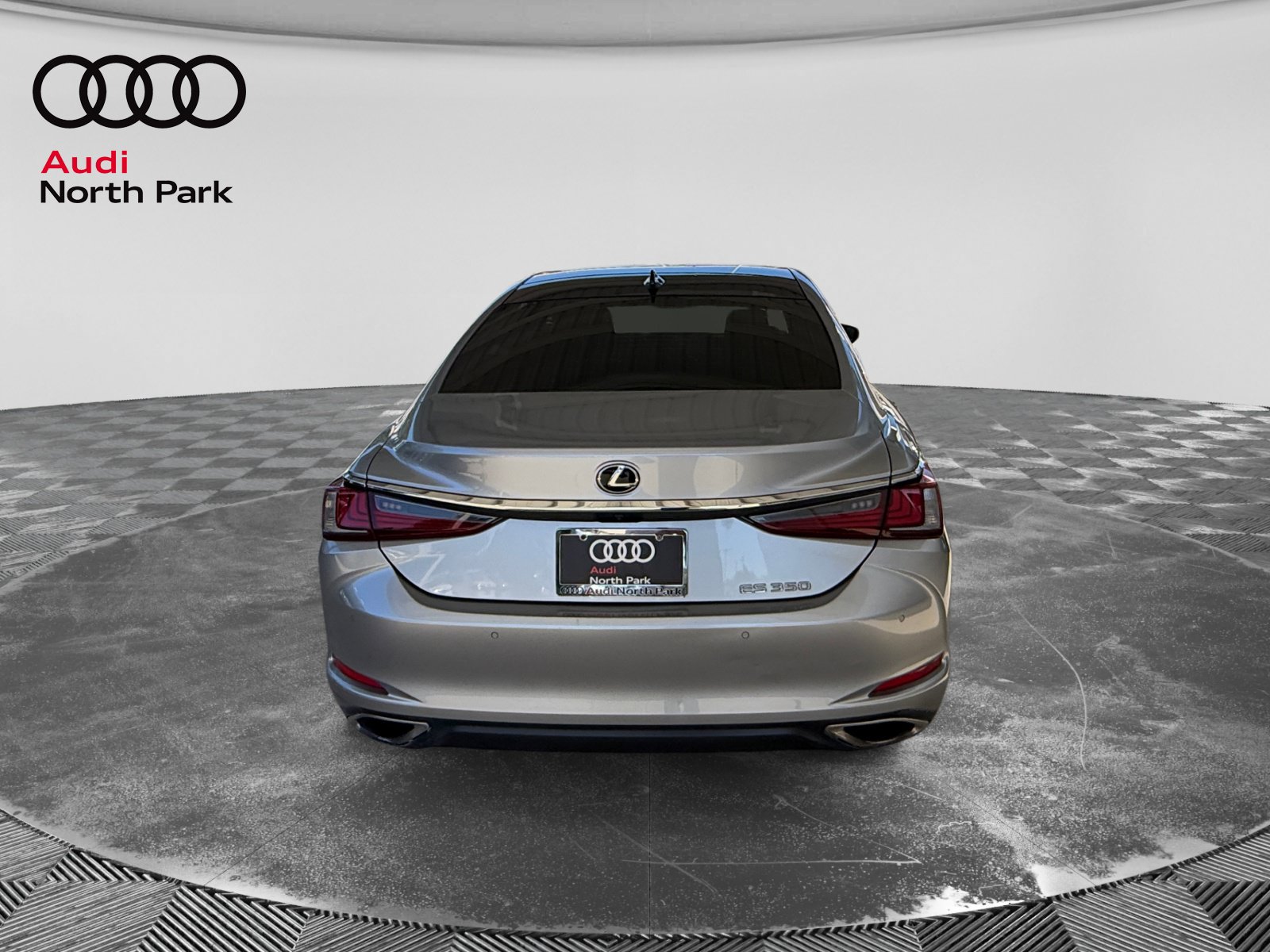 Used 2022 Lexus ES 350 w/ Premium Package FWD image 4